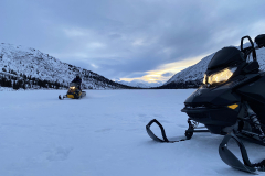 Snowmobiling the Bonneville Lakes loop near Whitehorse - December 2024